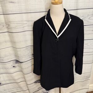 Le Suit Black and White Blazer with Notched Lapels